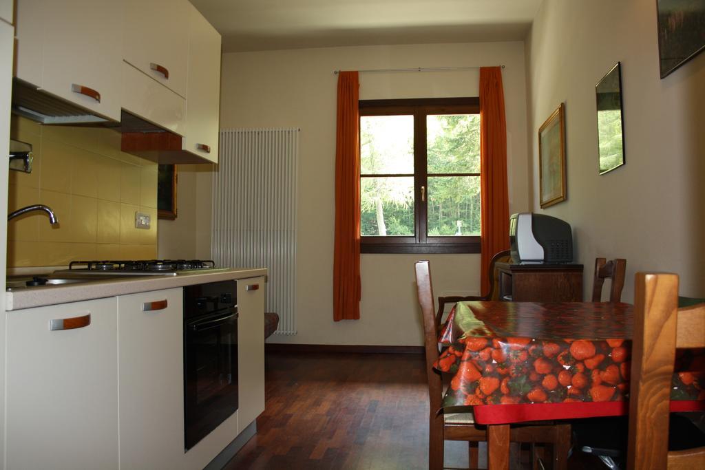 Il Cervo Bianco Aparthotel Абетоне Екстериор снимка
